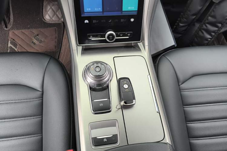 Used Ford Mondeo 2020 EcoBoost 200 Stylish Model Gear Lever