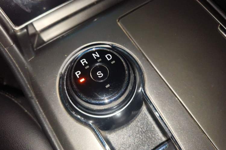 Used Ford Mondeo 2020 EcoBoost 180 Stylish Model Gear Lever