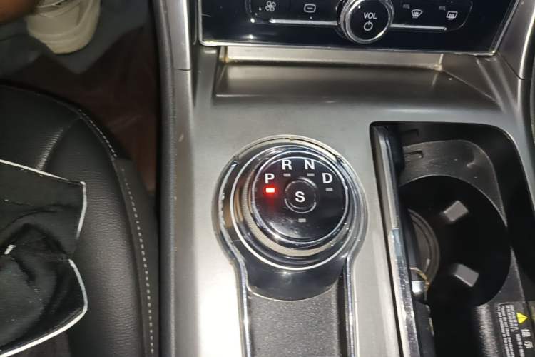 Used Ford Mondeo 2020 EcoBoost 180 Stylish Model Gear Lever
