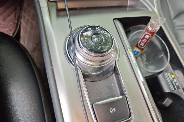 Used Ford Mondeo 2020 EcoBoost 180 Stylish Model Gear Lever