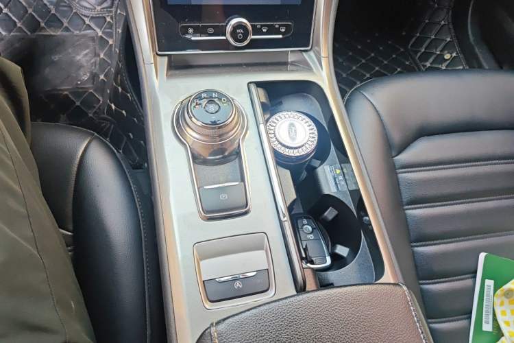 Used Ford Mondeo 2020 EcoBoost 180 Stylish Model Gear Lever