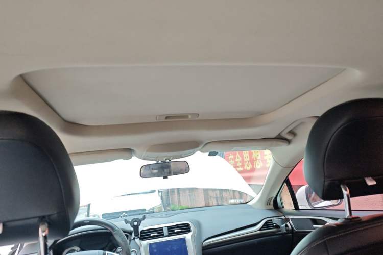 Used Ford Mondeo 2020 EcoBoost 180 Stylish Model Headliner