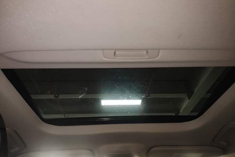 Used Ford Mondeo 2020 EcoBoost 180 Stylish Model Headliner