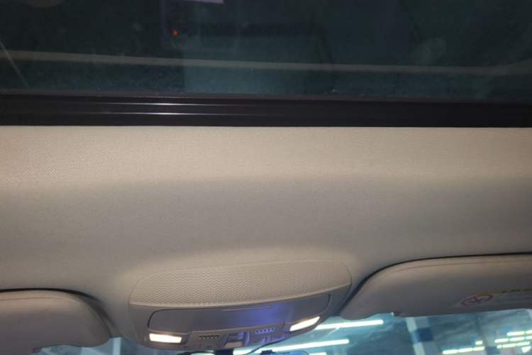 Used Ford Mondeo 2020 EcoBoost 180 Stylish Model Headliner