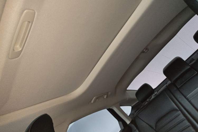 Used Ford Mondeo 2020 EcoBoost 180 Stylish Model Headliner