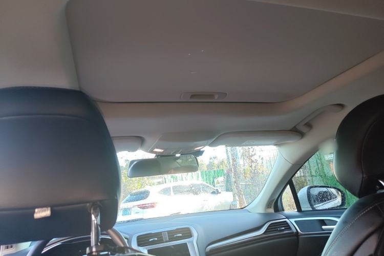 Used Ford Mondeo 2020 EcoBoost 200 Luxury Model Headliner