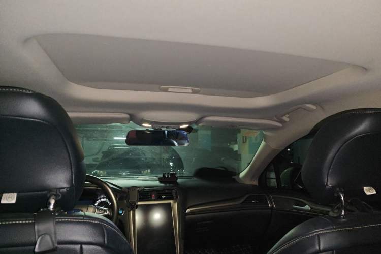 Used Ford Mondeo 2020 EcoBoost 200 Stylish Model Headliner
