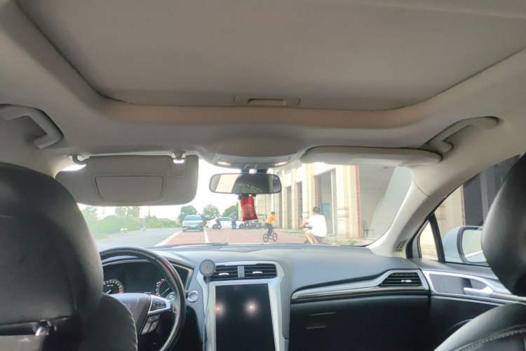 Used Ford Mondeo 2020 EcoBoost 200 Stylish Model Headliner