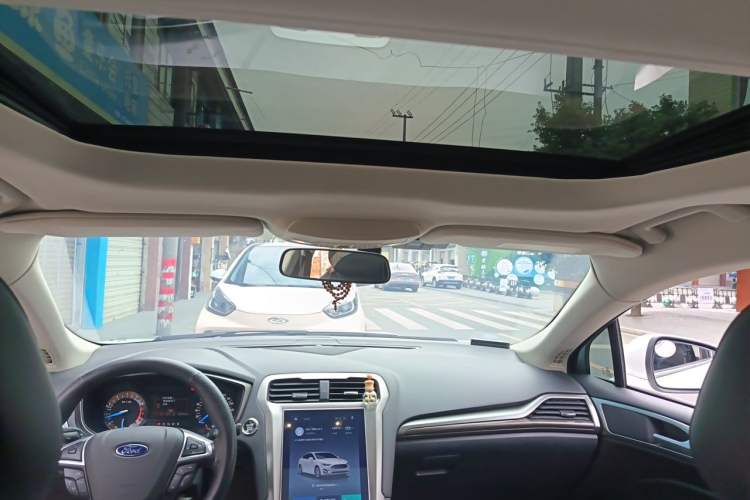 Used Ford Mondeo 2020 EcoBoost 180 Stylish Model Headliner