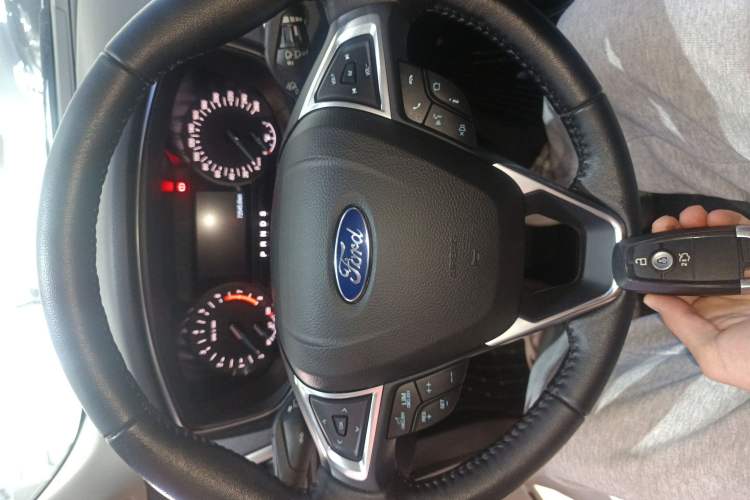 Used Ford Mondeo 2020 EcoBoost 200 Stylish Model Interior 1