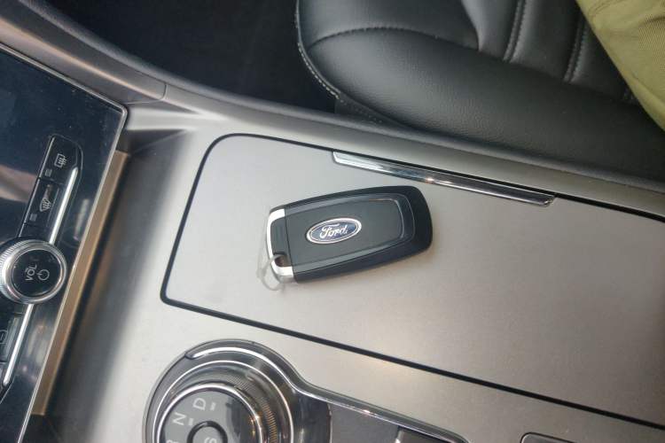 Used Ford Mondeo 2020 EcoBoost 200 Stylish Model Interior 1