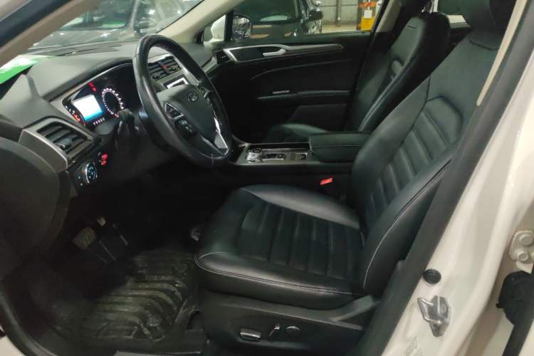 Used Ford Mondeo 2020 EcoBoost 180 Stylish Model Interior 1