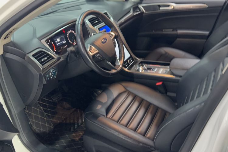 Used Ford Mondeo 2020 EcoBoost 180 Stylish Model Interior 1
