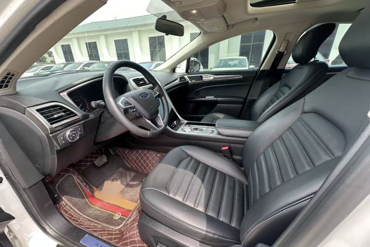 Used Ford Mondeo 2020 EcoBoost 180 Stylish Model Interior 1