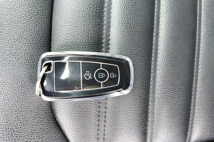 Used Ford Mondeo 2020 EcoBoost 180 Stylish Model Interior 1