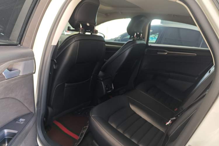 Used Ford Mondeo 2020 EcoBoost 180 Stylish Model Interior 2