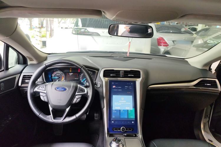 Used Ford Mondeo 2020 EcoBoost 180 Stylish Model Interior 2