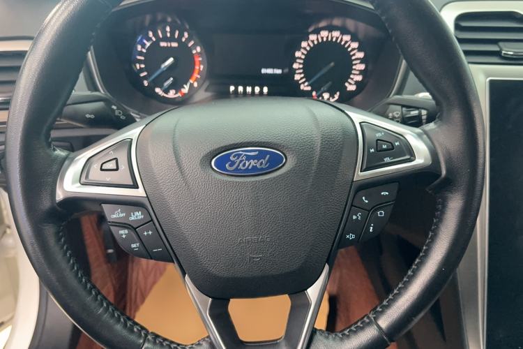 Used Ford Mondeo 2020 EcoBoost 180 Stylish Model Interior 2