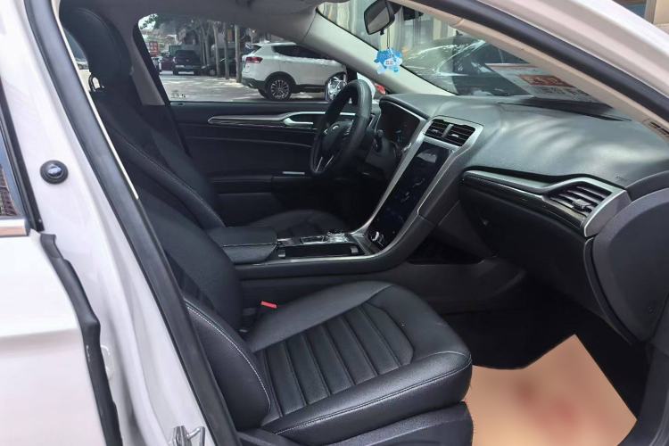 Used Ford Mondeo 2020 EcoBoost 180 Stylish Model Interior 3