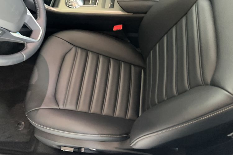 Used Ford Mondeo 2020 EcoBoost 180 Stylish Model Interior 3