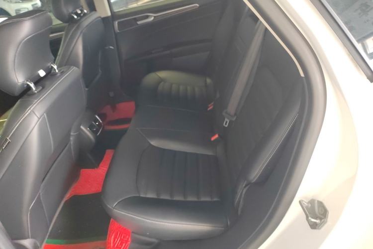 Used Ford Mondeo 2020 EcoBoost 180 Stylish Model Interior 4