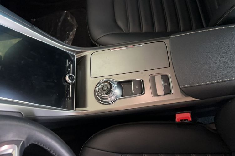 Used Ford Mondeo 2020 EcoBoost 180 Stylish Model Interior 5