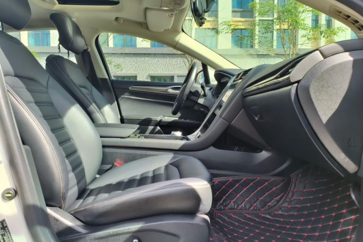 Used Ford Mondeo 2020 EcoBoost 180 Stylish Model Interior 6