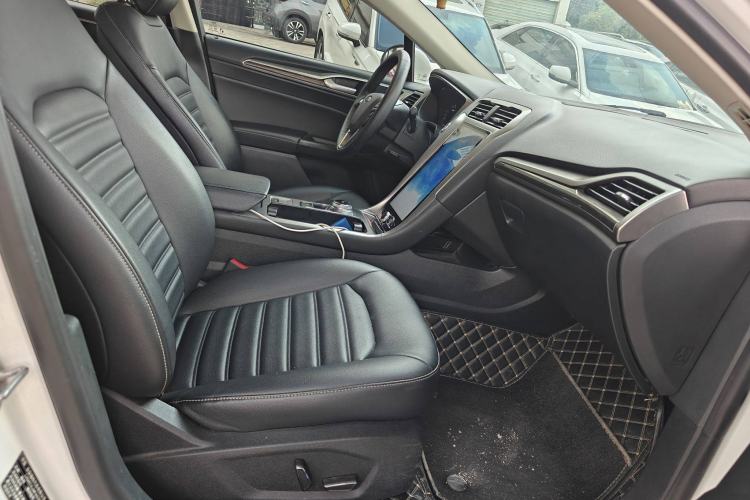 Used Ford Mondeo 2020 EcoBoost 180 Stylish Model Interior 6
