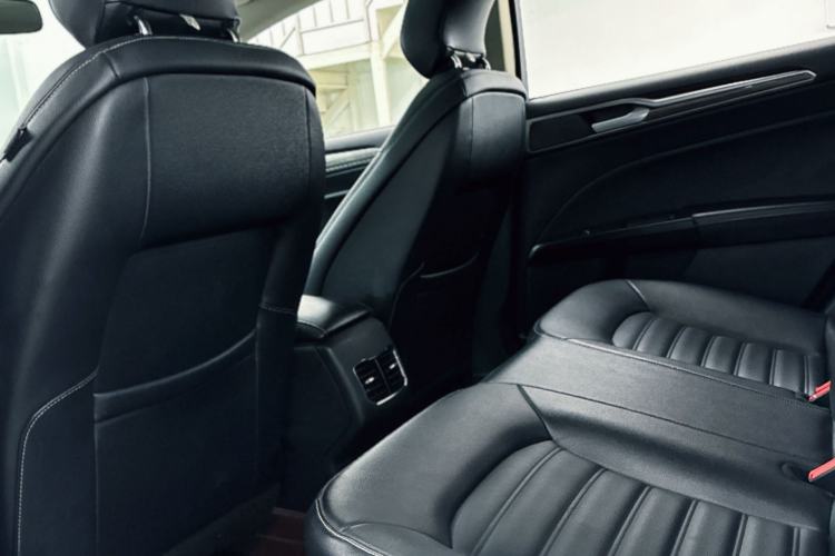 Used Ford Mondeo 2020 EcoBoost 180 Stylish Model Interior 6