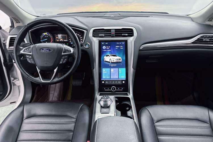 Used Ford Mondeo 2020 EcoBoost 180 Stylish Model Interior 8