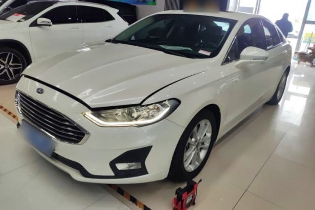 Ojetý Ford Mondeo 2020 EcoBoost 180 Stylish Model