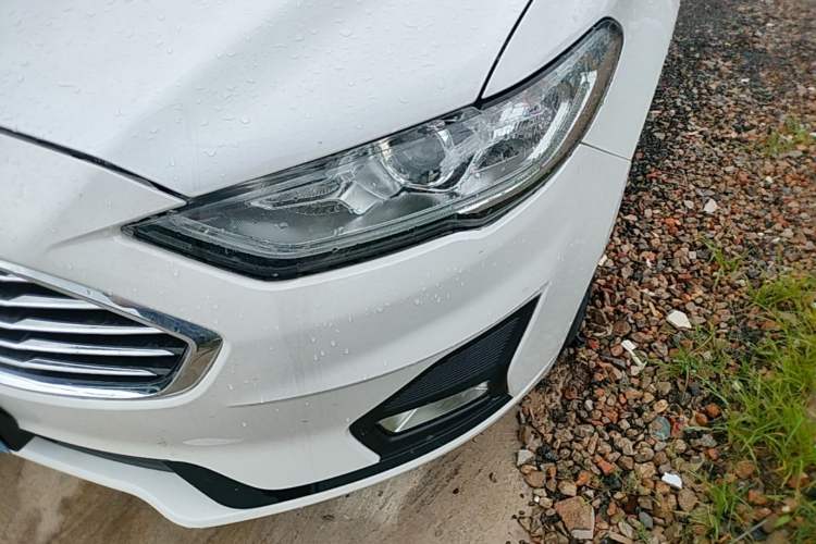 Used Ford Mondeo 2020 EcoBoost 180 Stylish Model Left Front Headlight