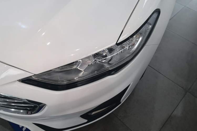 Used Ford Mondeo 2020 EcoBoost 180 Stylish Model Left Front Headlight