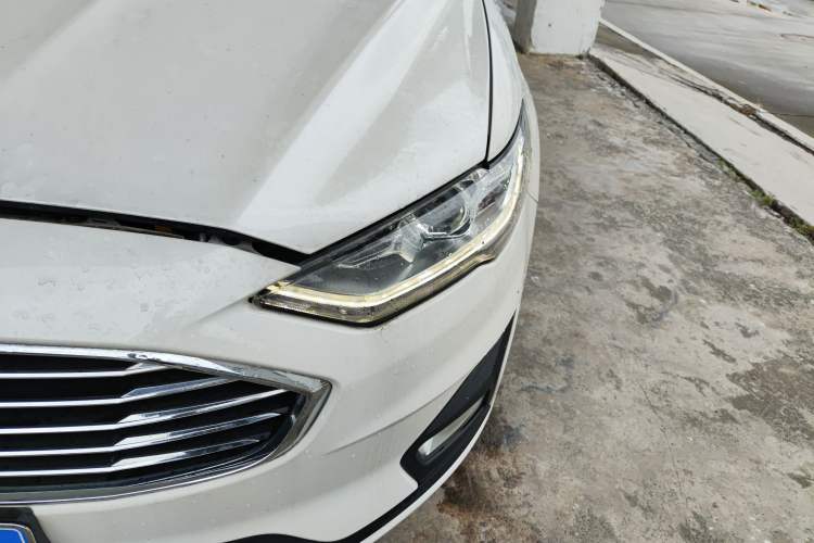 Used Ford Mondeo 2020 EcoBoost 180 Stylish Model Left Front Headlight