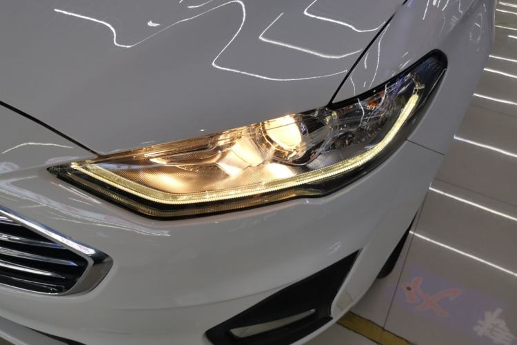 Used Ford Mondeo 2020 EcoBoost 180 Stylish Model Left Front Headlight