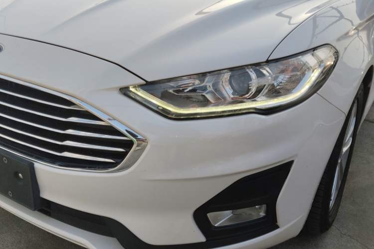 Used Ford Mondeo 2020 EcoBoost 180 Stylish Model Left Front Headlight