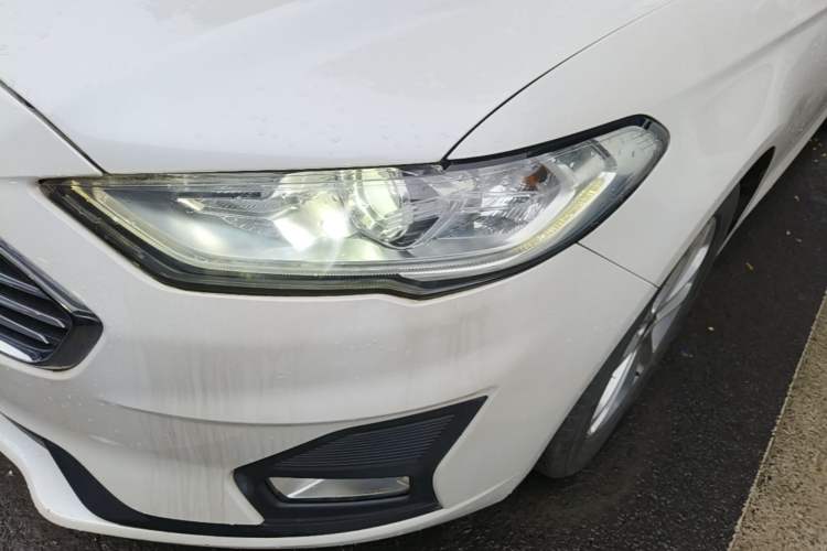 Used Ford Mondeo 2020 EcoBoost 180 Stylish Model Left Front Headlight