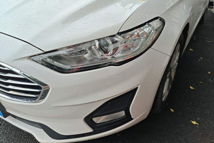 Used Ford Mondeo 2020 EcoBoost 180 Stylish Model Left Front Headlight