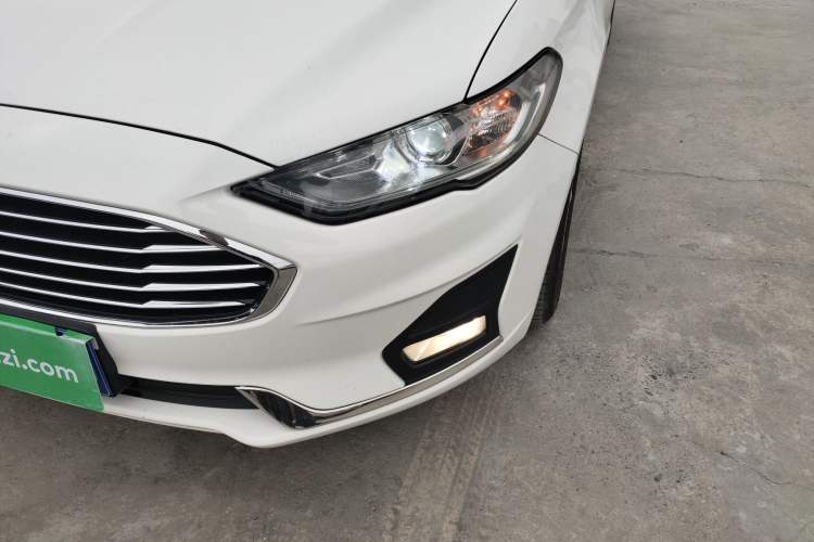Used Ford Mondeo 2020 EcoBoost 180 Stylish Model Left Front Headlight