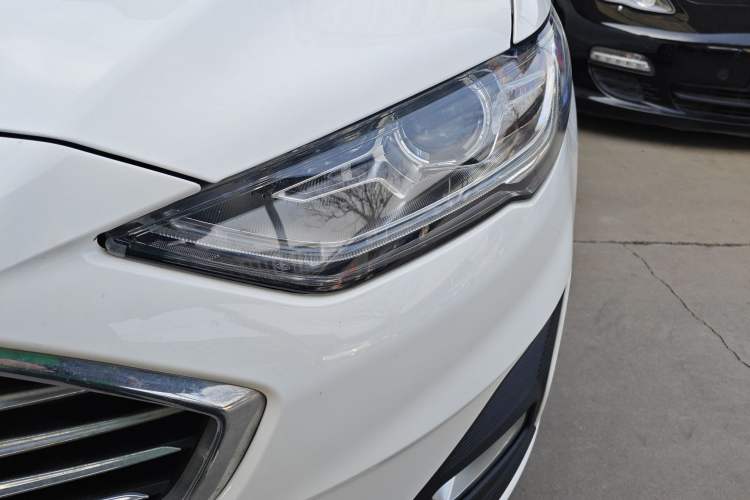 Used Ford Mondeo 2020 EcoBoost 180 Stylish Model Left Front Headlight