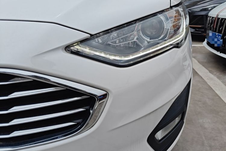 Used Ford Mondeo 2020 EcoBoost 180 Stylish Model Left Front Headlight