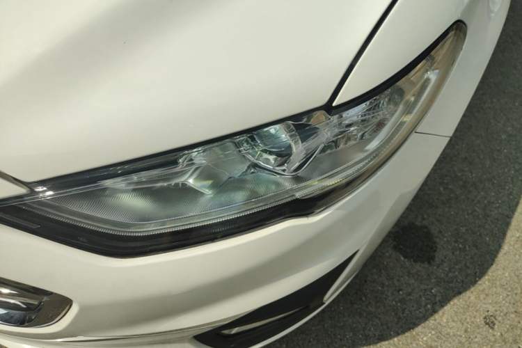 Used Ford Mondeo 2020 EcoBoost 180 Stylish Model Left Front Headlight