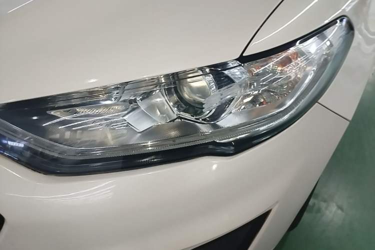 Used Ford Mondeo 2020 EcoBoost 180 Stylish Model Left Front Headlight