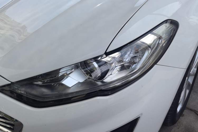 Used Ford Mondeo 2020 EcoBoost 200 Stylish Model Left Front Headlight