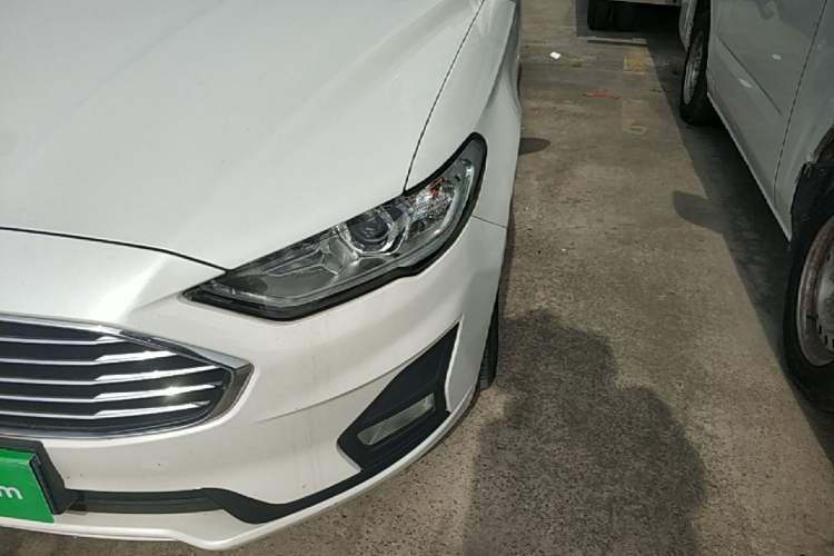 Used Ford Mondeo 2020 EcoBoost 180 Stylish Model Left Front Headlight