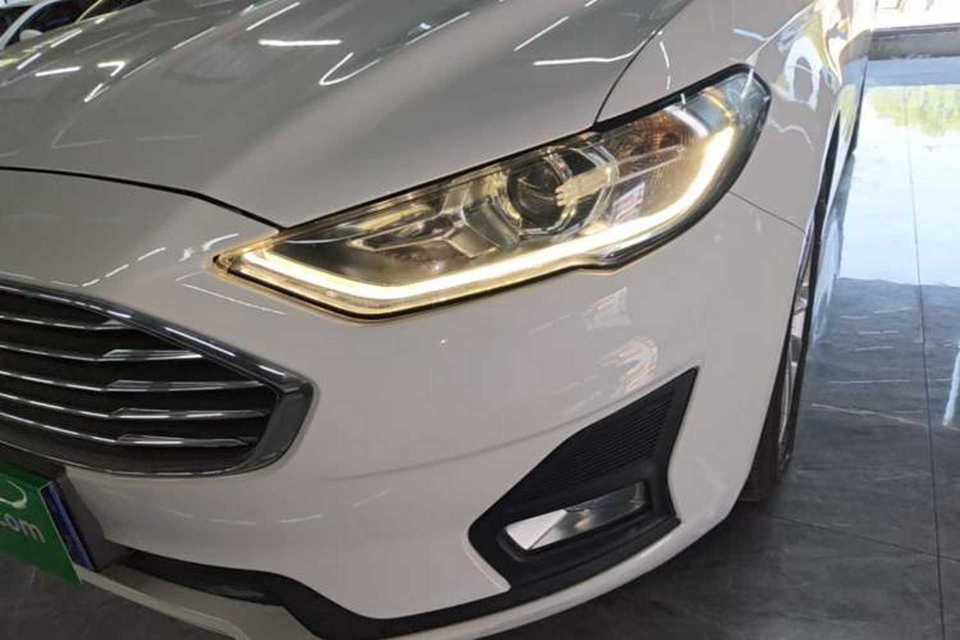 Used Ford Mondeo 2020 EcoBoost 180 Stylish Model Left Front Headlight