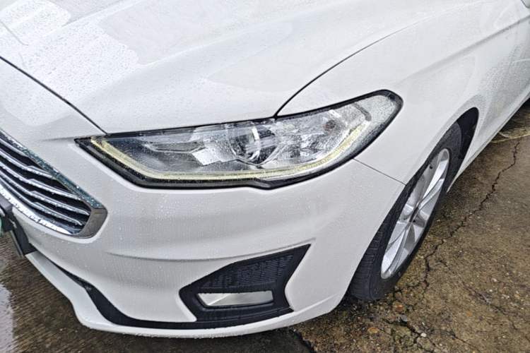 Used Ford Mondeo 2020 EcoBoost 180 Stylish Model Left Front Headlight