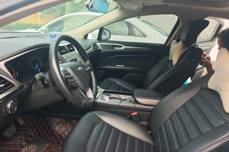 Used Ford Mondeo 2020 EcoBoost 180 Stylish Model Left Front Seat