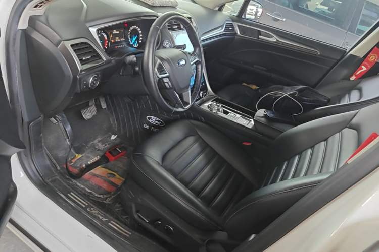 Used Ford Mondeo 2020 EcoBoost 180 Stylish Model Left Front Seat