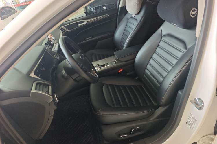Used Ford Mondeo 2020 EcoBoost 180 Stylish Model Left Front Seat